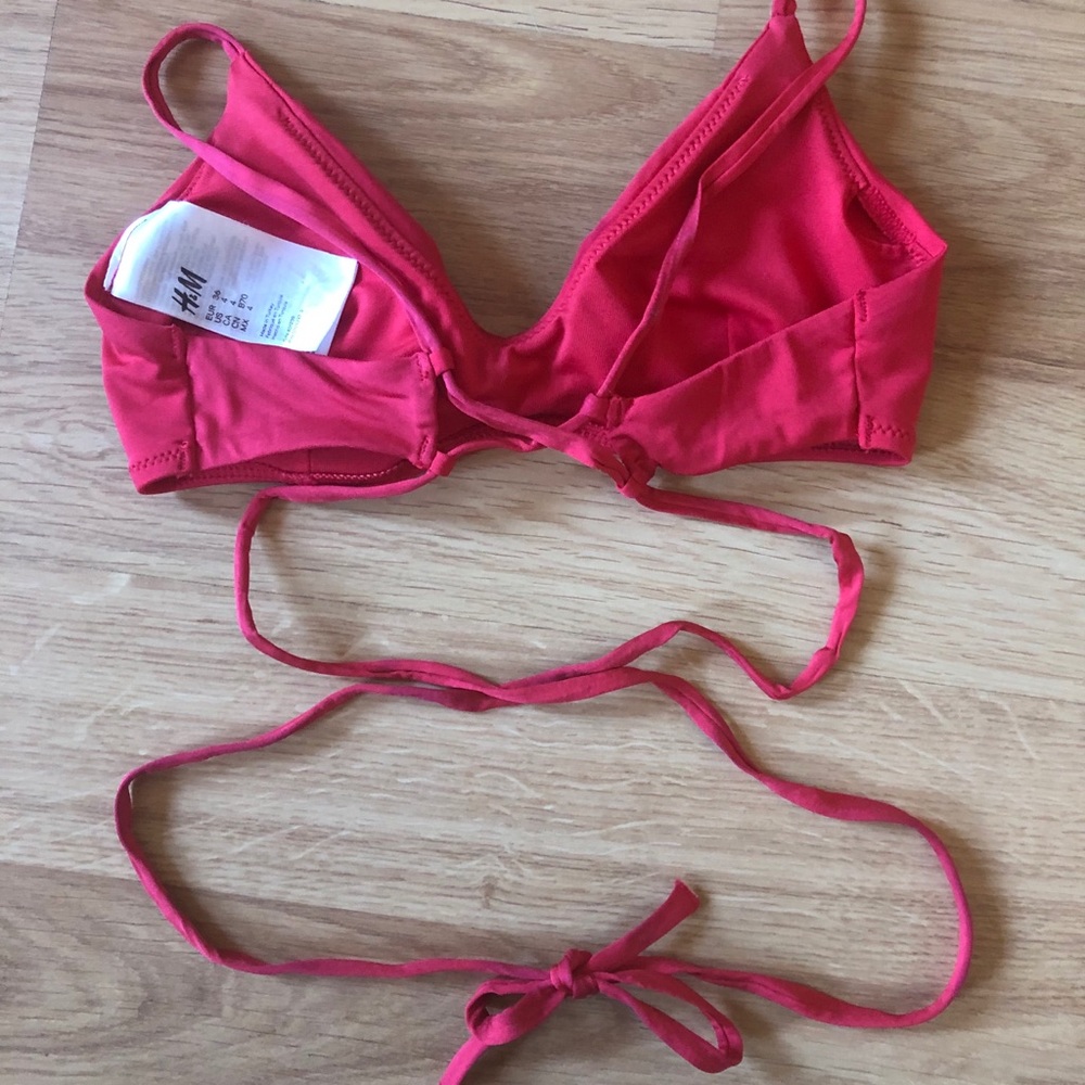 red wrap bikini - Picture 2 of 2
